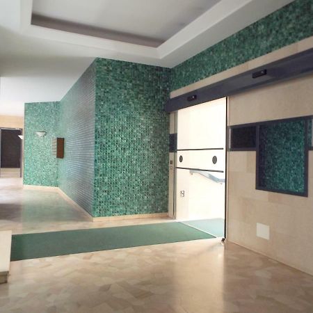 Lacaralele Apartment Mediolan Zewnętrze zdjęcie
