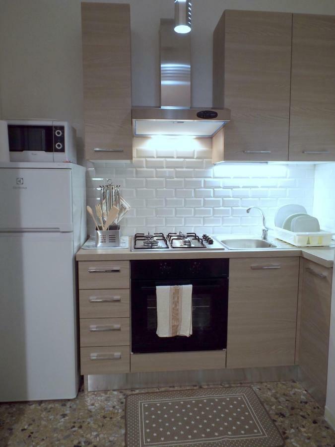 Lacaralele Apartment Mediolan Zewnętrze zdjęcie