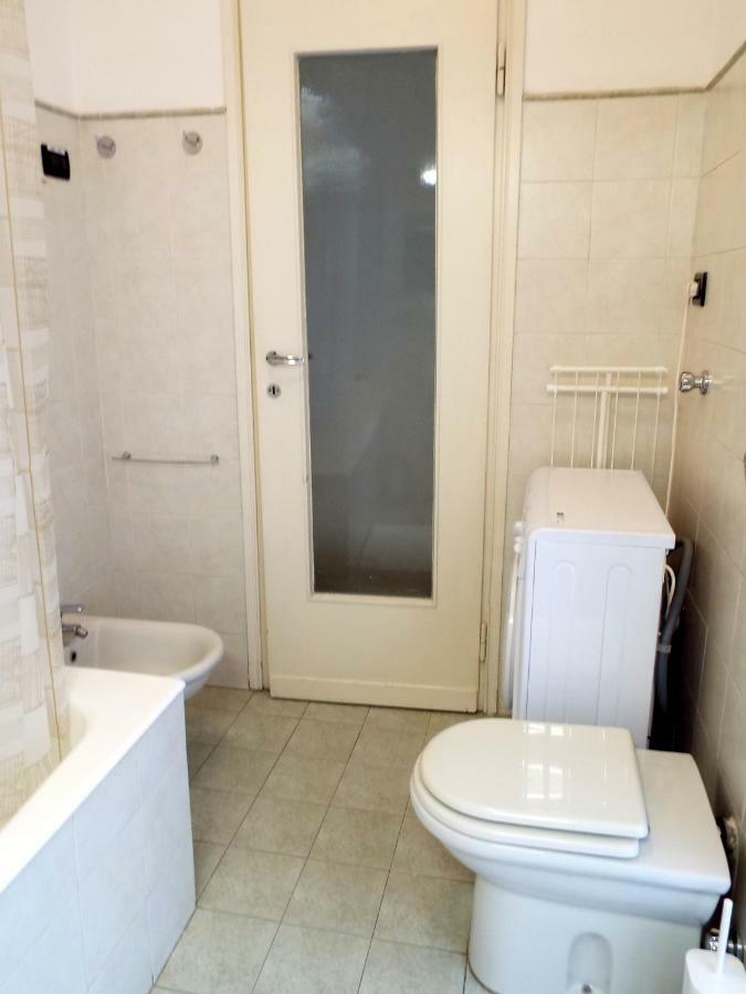 Lacaralele Apartment Mediolan Zewnętrze zdjęcie