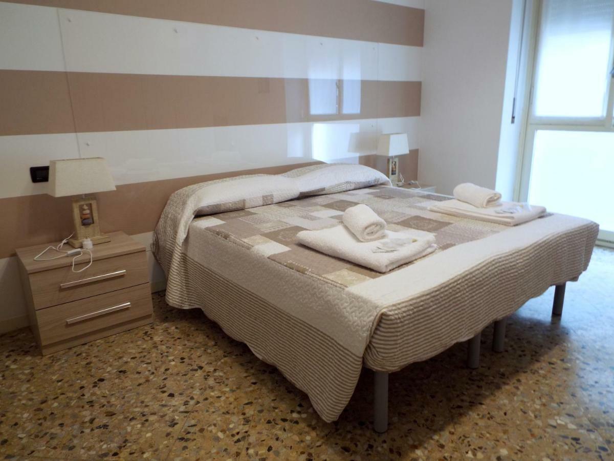 Lacaralele Apartment Mediolan Zewnętrze zdjęcie